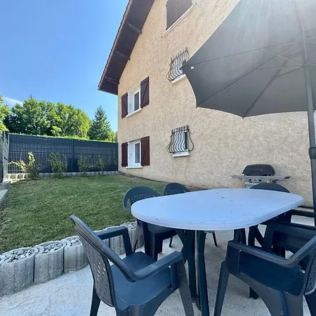 Apartment Les Rives Des Montagnes Montgardin